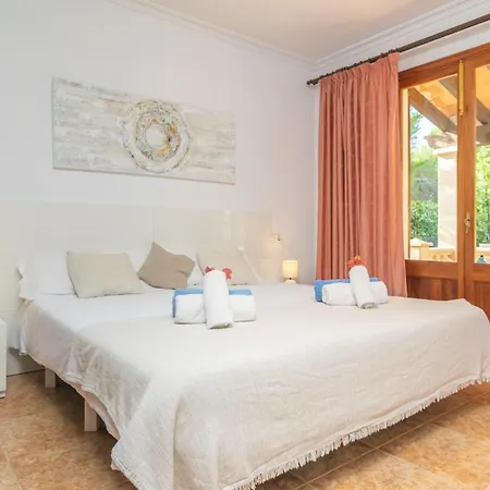 Villa Pomeres 9